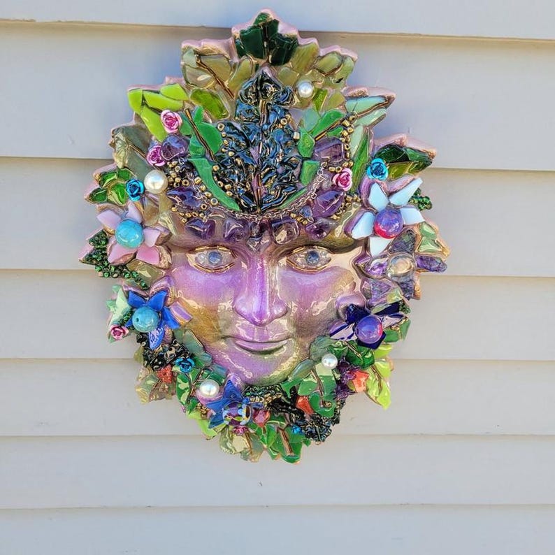 Máscara de pared de mosaico del Hombre Verde Místico – Decoración fantástica de espíritu de la naturaleza con vidrieras de resina imagen 14