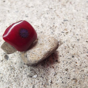 US Size 7 Red Fused Glass Ring With Flower, Hematite Band, Teen Ring, Unisex, Fun, Fashion, Jewelry, Free Spirit, Hippie, Boho, Beach Vibe image 2