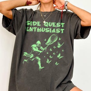 Side Quest Enthusiast Knight T-Shirt, Funny Gaming Tee, Vintage Knight Graphic Shirt