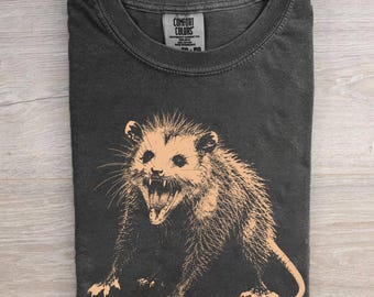 Screaming Opossum Graphic Tee, Retro Animal Top, Cotton Unisex Shirt