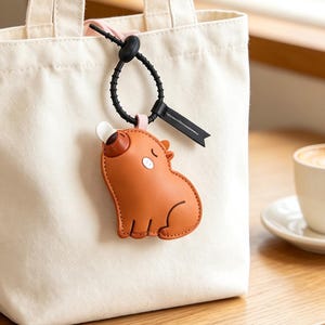 Bubble Animal Bag Keychain, PU Leather Capybara Bee Keychain, Christmas Stocking Stuffer Gift For Her