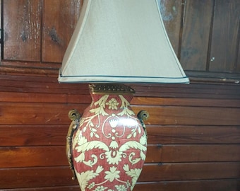 Vintage Chinoiserie Red Porcelain Table Lamp Excelsior 3-Way Socket Shade