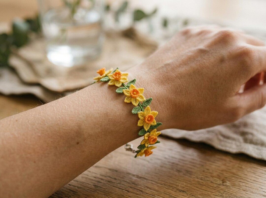 Daffodil Bracelet Crochet Pattern, Micro Crochet Daffodil Flower ...