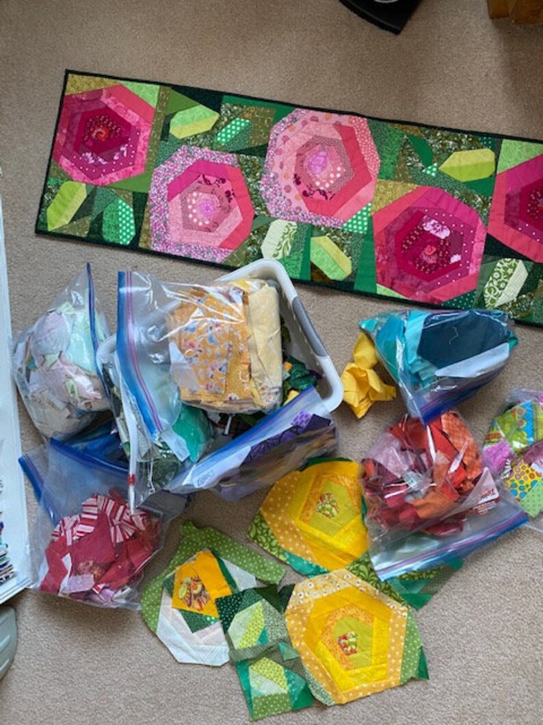 Digital Download Round Rosie Runner Quilt Pattern by Material Etsy