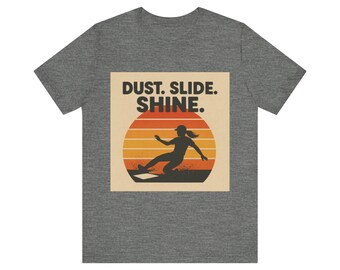 Divertida camiseta deportiva de estilo retro para niña.