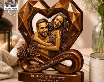 Cadeau pour le 5e anniversaire de mariage : Plaque en bois personnalisée en forme de cœur et symbole de l'infini, Portrait de couple imprimé en 2D (souvenir)