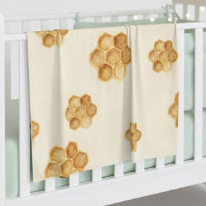 Honeycomb Pattern Baby Swaddle Blanket | Neutral Nursery, Bee Theme