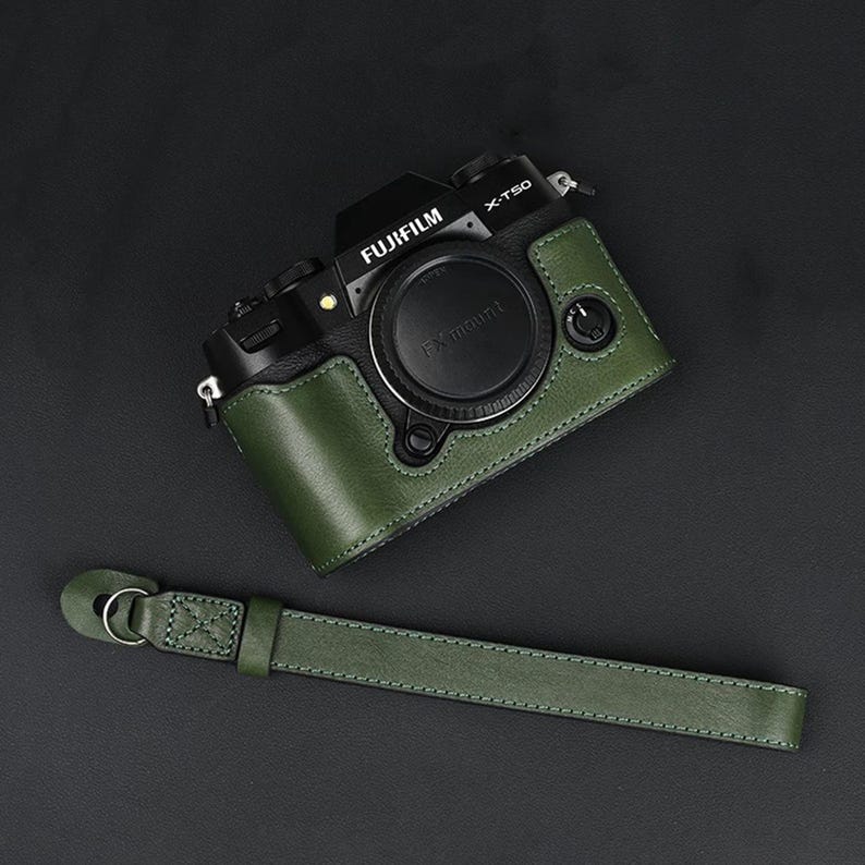 富士フイルム X-T50 用本革カメラケース – カメラグリップ＆耐落下性ベース 画像 1