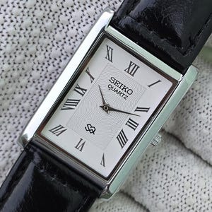 Japanese Quartz Square Watch - Etsy display picture 2