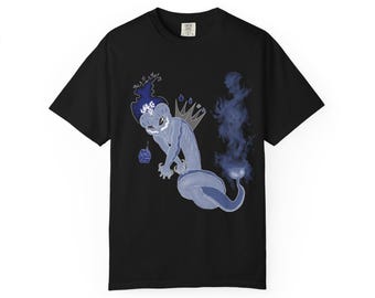 Kopia av t-shirt med korsad hjärtformad kopp som springer över | Illustration av krönt mystiskt motiv