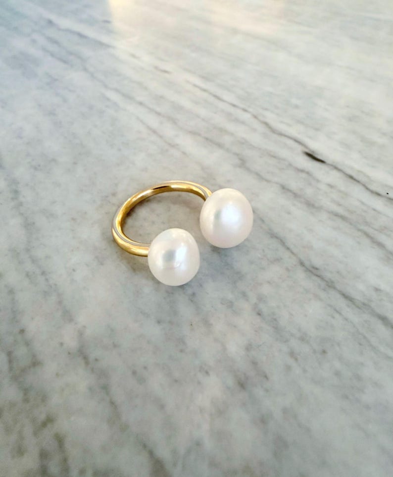 Adjustable Gold Pearl Ring, Suspended Pearl Ring, Contemporary Pearl ...