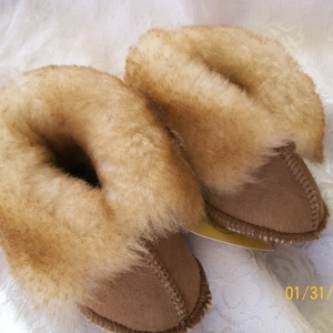 Handcrafted Kids Sheepskin Slippers ....KIDS Sizes...Small...Medium...Large....NWT image 1