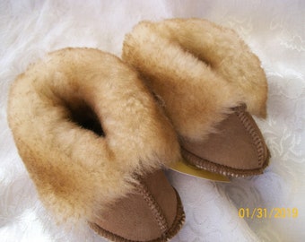 Handcrafted Kids  Sheepskin Slippers ....KIDS Sizes...Small...Medium...Large....NWT
