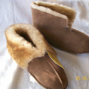 Handcrafted Kids Sheepskin Slippers ....KIDS Sizes...Small...Medium...Large....NWT image 2