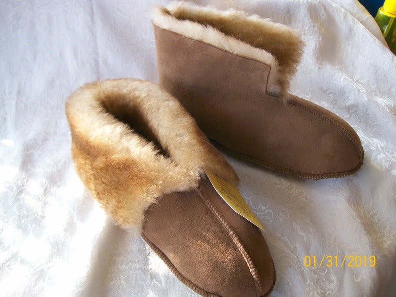 GENUINE Handcrafted MENS Sheepskins Slippers Small,Medium, and Large image 4