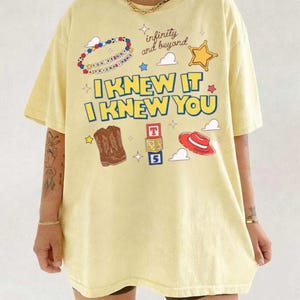 Comfort Colors Retro Toy Story 5 Birthday Shirt, I Knew It I Knew You Tee Bild 2