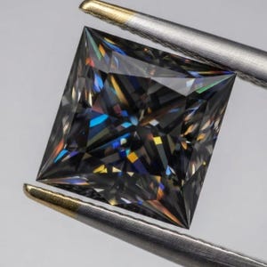 Mooie 3,10 karaat donkergrijze moissanite, 8 mm vierkante princess-geslepen laboratoriumdiamant, VVS1 losse edelsteen voor ring, Moissanite Supply