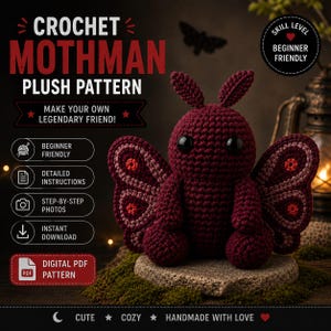 Könnte beinhalten: Ein dunkelmaroonfarbenes gehäkeltes Mothman-Stofftier mit großen schwarzen Augen und gemusterten Flügeln. Der Text lautet: CROCHET MOTHMAN PLUSH PATTERN, MAKE YOUR OWN LEGENDARY FRIEND, BEGINNER FRIENDLY, DETAILED INSTRUCTIONS, STEP-BY-STEP PHOTOS, INSTANT DOWNLOAD, DIGITAL PDF PATTERN.