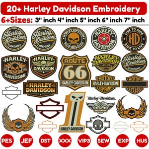 Könnte beinhalten: Eine digitale Sammlung von über 20 Harley Davidson Stickmustern in 6 Größen von 3 bis 7 Zoll. Das Bild zeigt verschiedene kreisförmige, schildförmige und geflügelte Logos mit Totenköpfen, der Zahl 1 und dem Route 66-Schriftzug in Schwarz, Gold und Rot.