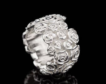 FLOWER RING  Solid handcrafted Sterling Silver