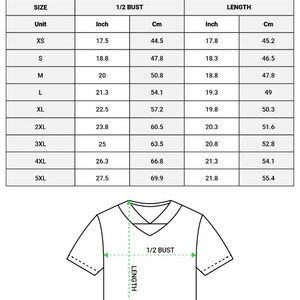 Op de afbeelding: Een maattabel voor een AOP mesh crop top voetbalshirt. De tabel toont maten van XS tot 5XL met bijbehorende 1/2 borstomvang en lengtematen in inches en cm. Een lijntekening toont hoe de borstomvang en de lengte van het shirt gemeten moeten worden.