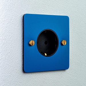 Tomada de parede azul Schuko de 1 módulo – Placa de metal com revestimento em pó, inserto preto – Tomada elétrica de design moderno, plugue padrão europeu, tipo F