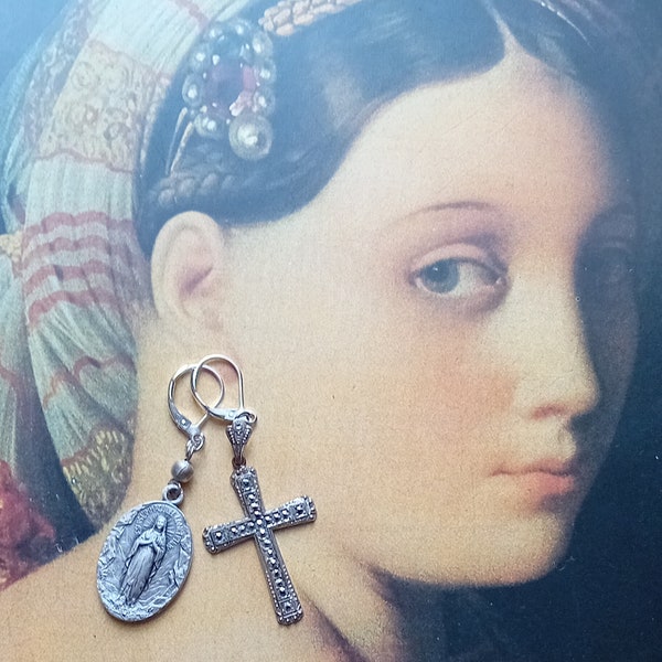 Boucles d'oreilles montures argent Croix vintage argentée médaille argentée