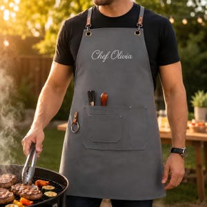 名入れ刺繍エプロン、カスタムロゴ入りキャンバスワークエプロン、キッチンBBQバリスタアーティストギフト