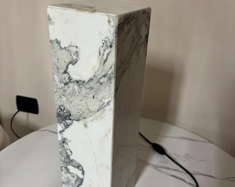 Lampada in marmo arabescato