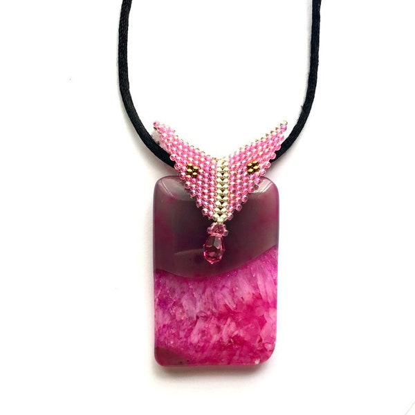 Necklace. Excellent druzy geode agate gemstone pendant with hand woven beads. Gemstone Multi color Drusy. Rare and beautiful color  .. 435P