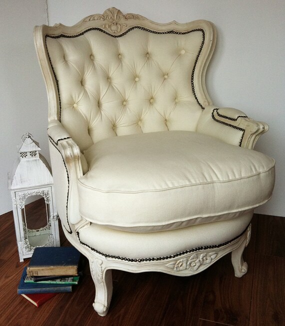 Items similar to Vintage French Style Cream Chair on Etsy