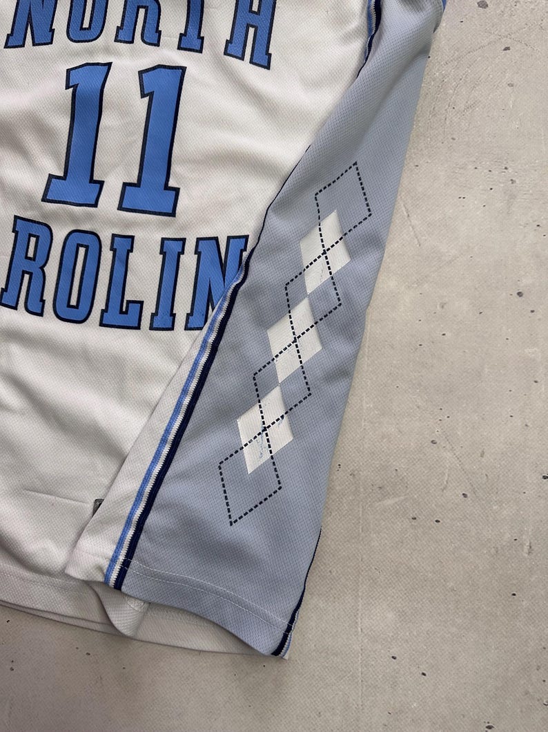 Nike Air Jordan Vintage North Carolina Tar Heels #11 basketbalshirt voor heren, maat S, Y2K NBA, jaren 90-00, Y2K afbeelding 6