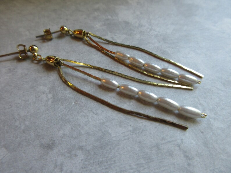 Goldtone Posts and Pearls Stud Earrings Collectible Jewelry-1980s vintage Long Vintage Pearl Post Earrings