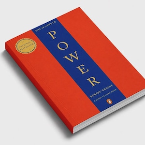 Le 48 leggi del potere di Robert Greene / Libro di auto-aiuto e sviluppo personale più venduto / Edizione tascabile