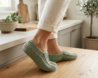 Easy Crochet Slippers Pattern, Rectangle House Slippers, Beginner Friendly (PDF)