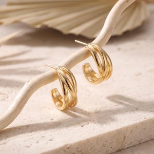 18K Gold Filled Twist Hoop Earrings, Minimalist Gold Huggie Hoops, Sculptural Twisted Earrings, Elegant Everyday Jewelry Gift For Her