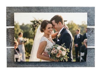 Metalen fotoprint op teruggewonnen schuurhout, aangepaste muurkunst, rustiek decor midwest