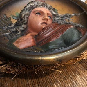 Absolutely Stunning 3D Cast Iron 1800s Girl Plate Flu Cover image 5