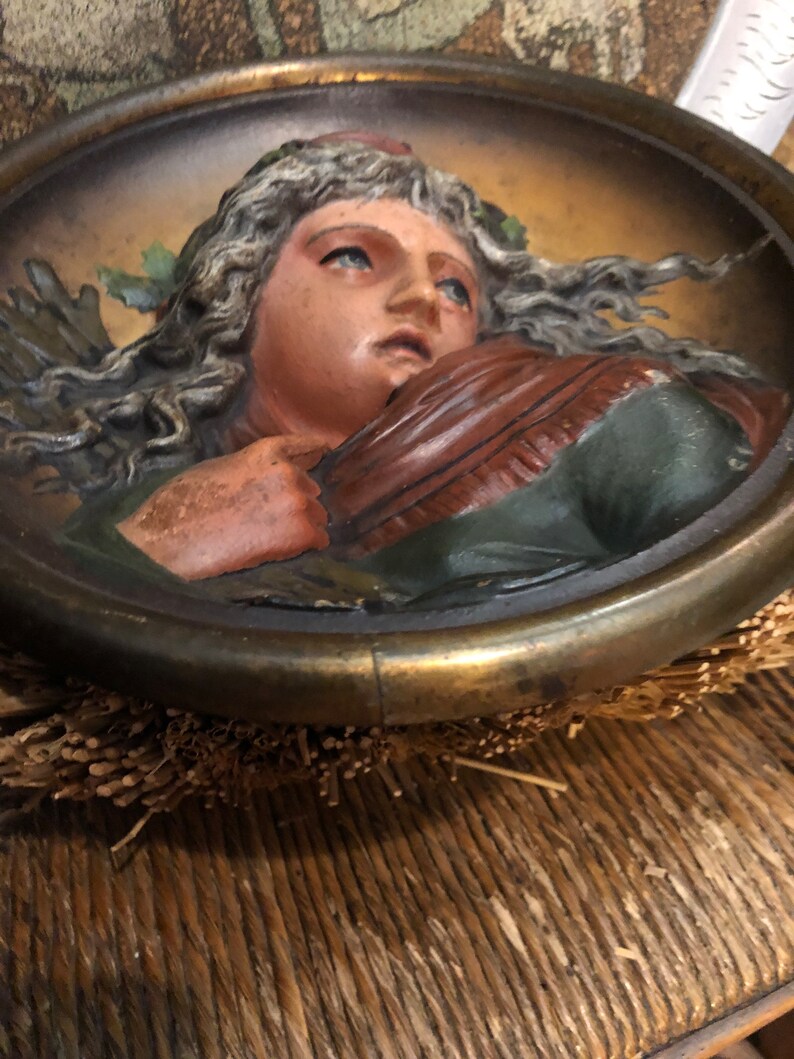 Absolutely Stunning 3D Cast Iron 1800s Girl Plate Flu Cover image 5