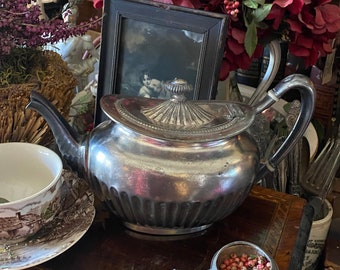 Pretty Vintage Quadruple Plate Silver Teapot