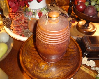 Tobacciana Folk Art wood barrel with lid...highly collectible