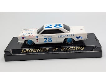 Fred Lorenzen 1965 Ford Galaxie 500 Nascar 1/43 Diecast Legends Of Racing #28