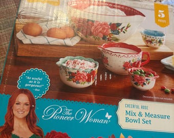 Pioneer Woman Vrolijke roos kommenset mixen en meten | 5-delige nestschalen voor de feestdagen | Bloemen