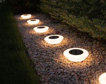 Solar-Bodenleuchten, warmweiß, IP65, wasserdichte LED-Erdleuchten für den Außenbereich, ideal für Gartenwege, Rasenflächen, Terrassen, Decks und Hofdekoration