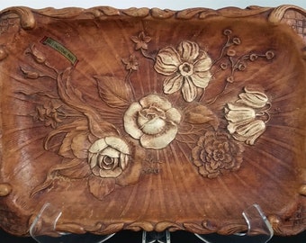 Vintage Yellowstone National Park Floral Embossed Wood Composite 1944 Souvenier Collectible Tray Made By Multi Products Co. FREE SHIPPING!