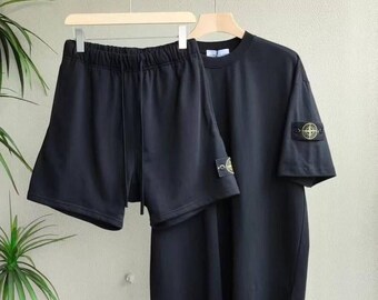 Completo Stone Island con pantaloncini in cotone // Outfit estivo casual unisex a maniche corte