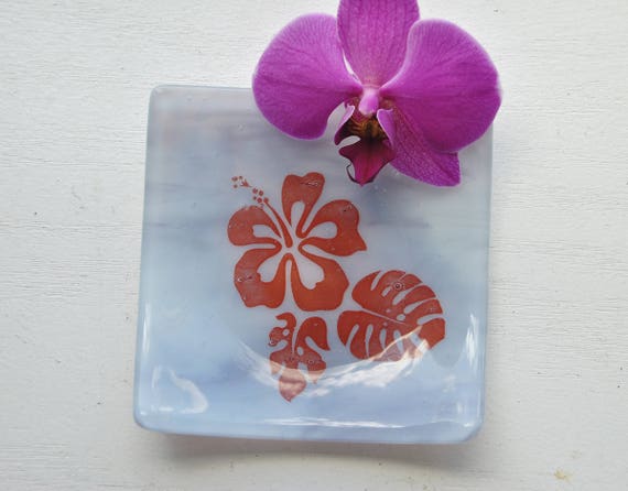 Hibiscus Glass Dish/Plate (Lavender/Purple)