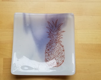 Pineapple Glass Dish/Plate (Lavender/Purple)