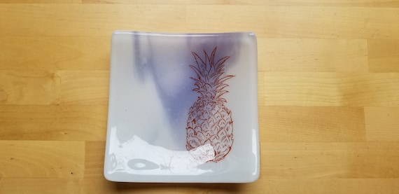 Pineapple Glass Dish/Plate (Lavender/Purple)