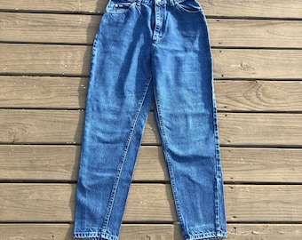 Vintage 90s Lee Tapered Jeans, 12 Medium Jean, Made in USA, 100% Cotton, 90s High Waist Jeans, 90s Medium Wash Tapered Jeans, 90s Jeans